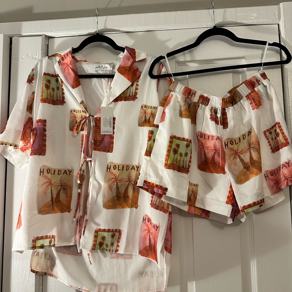 Petal & Pup Holiday Print Pajama Set - White and Red
